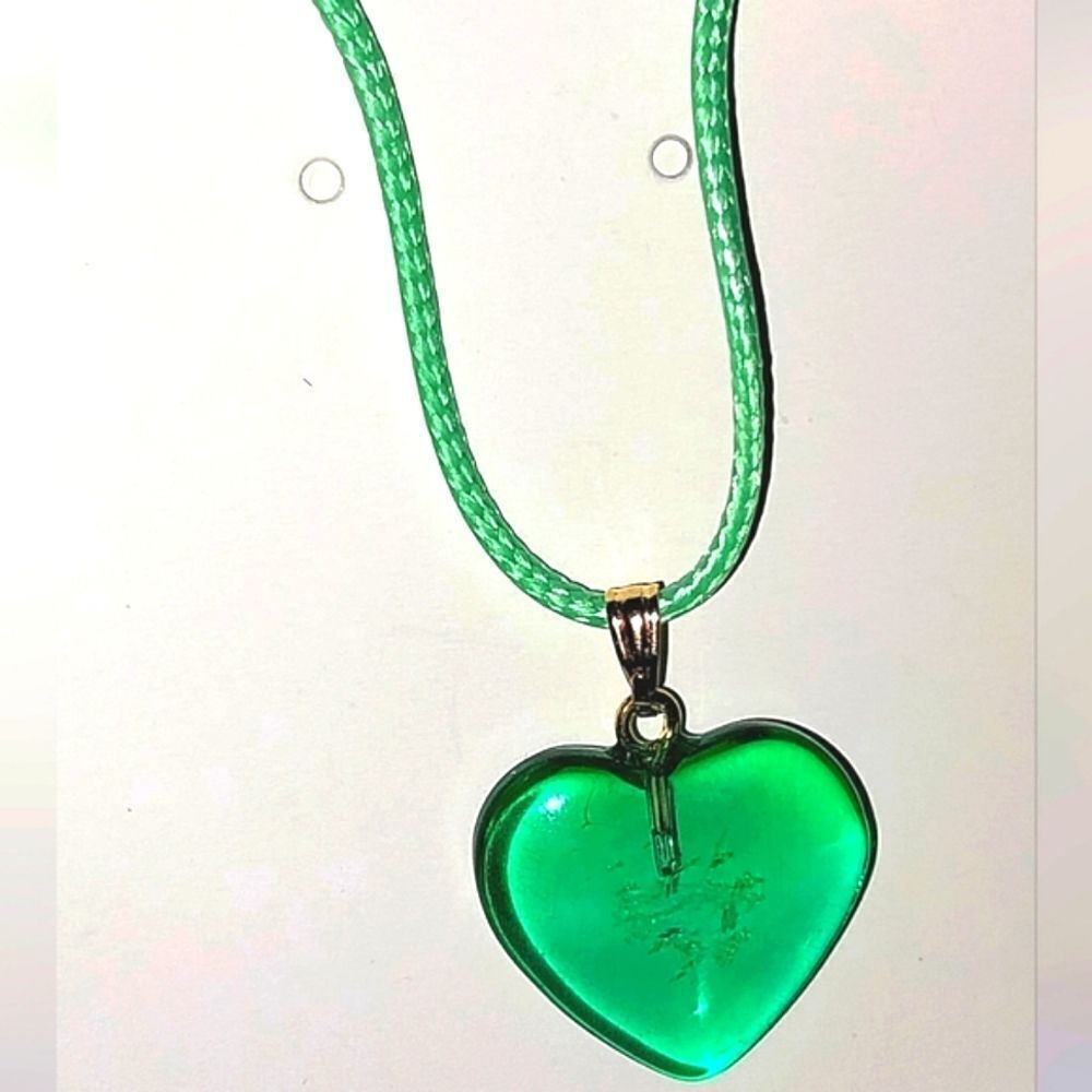 Green Beautiful Glass Heart Necklace for Adults and Kids